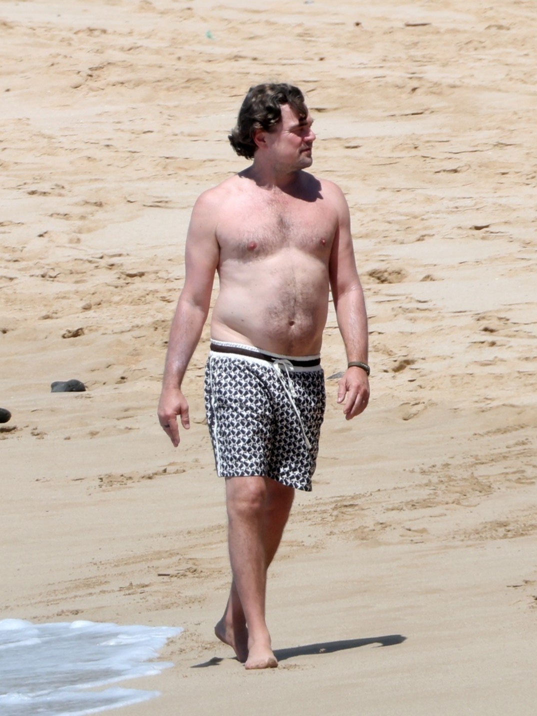 Leo DiCaprio Kate Hudson Tobey Maguire Beach 1