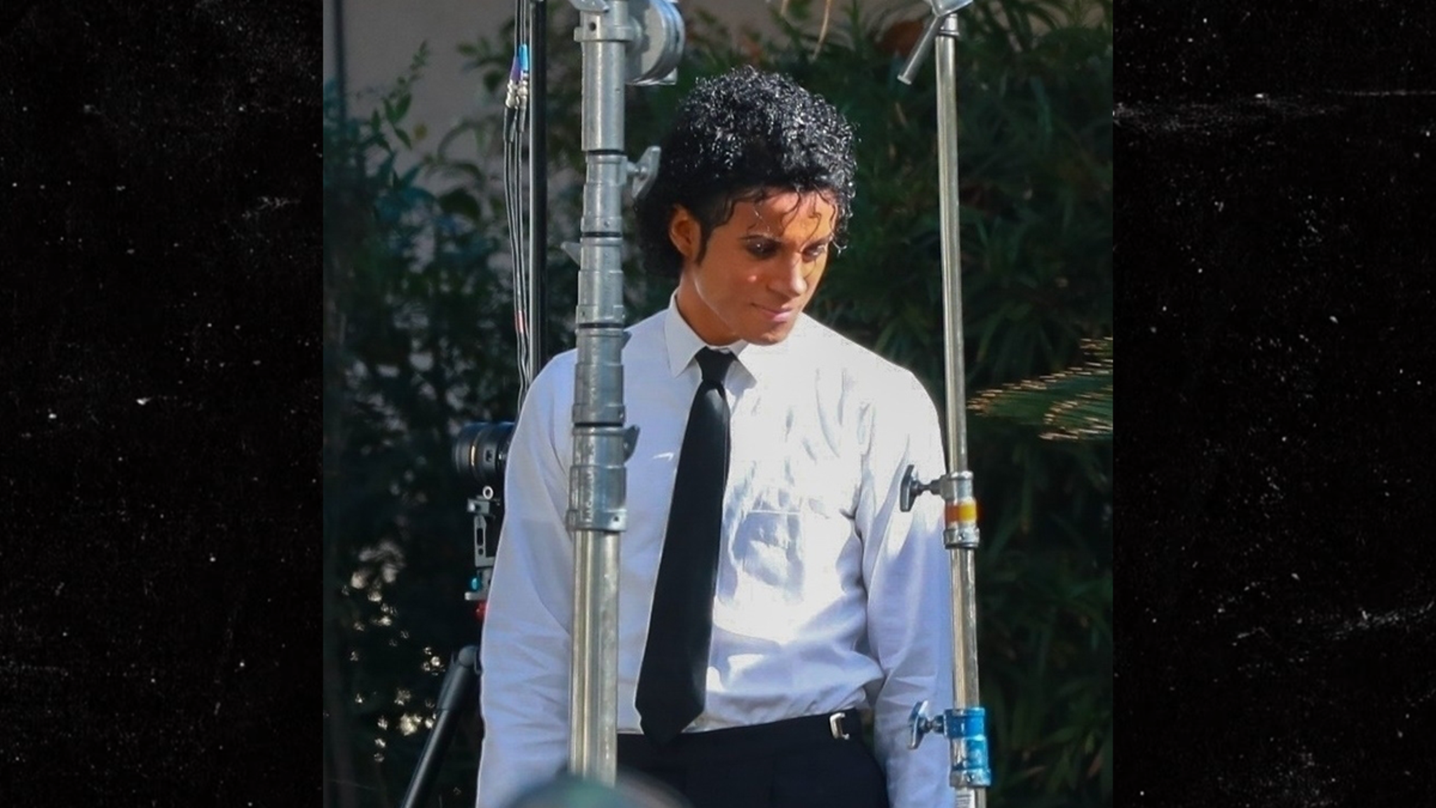 Image for article Michael Jacksons Nephew Jaafar In Full Costume As King of Pop On Biopic Set  TMZ