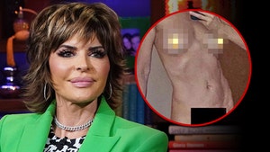 lisa rinna naked selfie