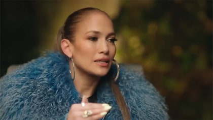 082124_jennifer_lopez-kal