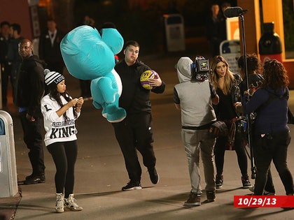 0127-rob-chyna-splash-02