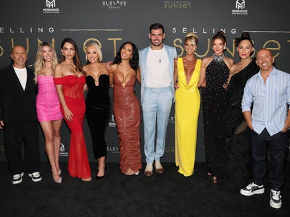 1030-Selling-Sunset-Premiere-