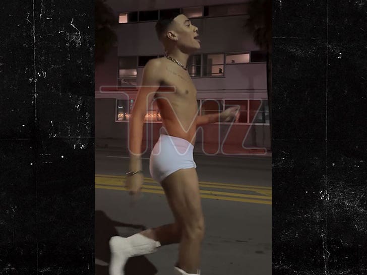 103125_bobby_lytes_lil_nas_x_halloween