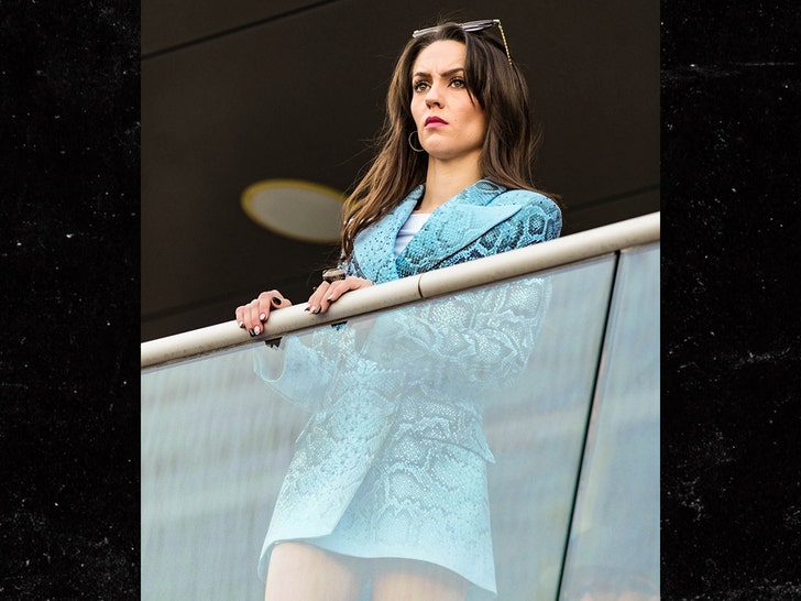 Jordon-Hudson-backgrid-7