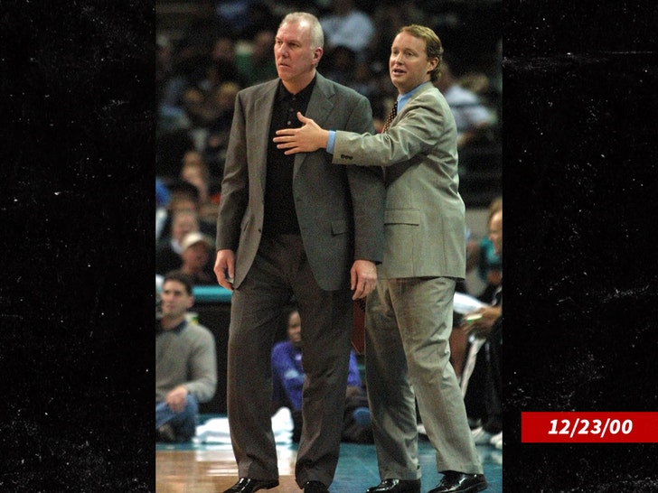 Gregg-Popovich-and-Mike-Budenholzer-getty-1
