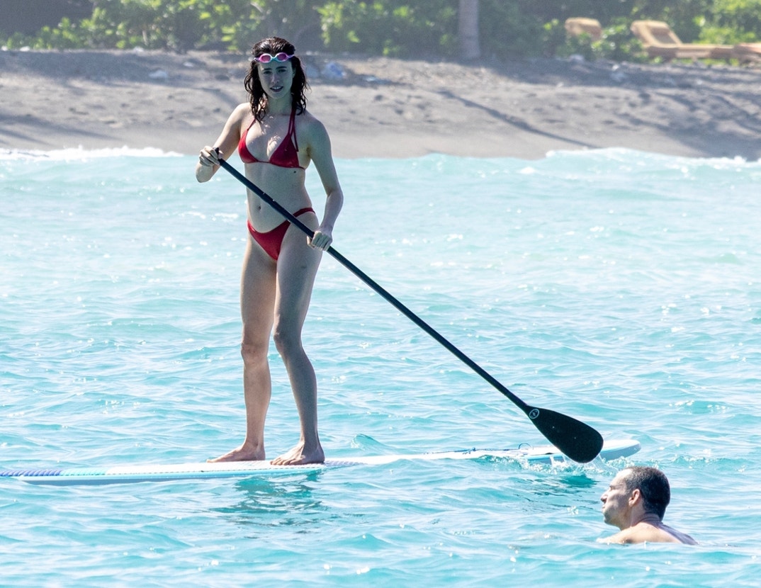 Margaret Qualley and Jack Antonoff Hawaii 6