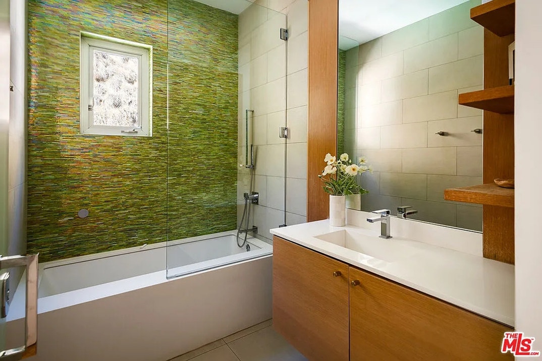 Christine Quinn and Christian Dumontet Home 21