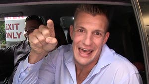 Rob Gronkowski Wants WWE Fight With 'Wimp' Mojo Rawley, I'll Whoop His Ass!