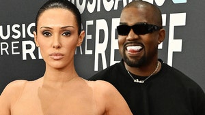 bianca censori kanye west grammys