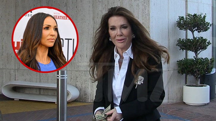 072325_lisa_vanderpump_kal