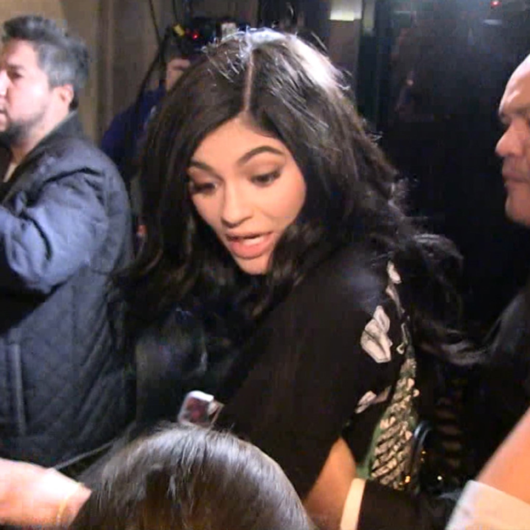 Kylie Jenner Wears Do-Rag at NYFW, Fans Rightfully Angry? 