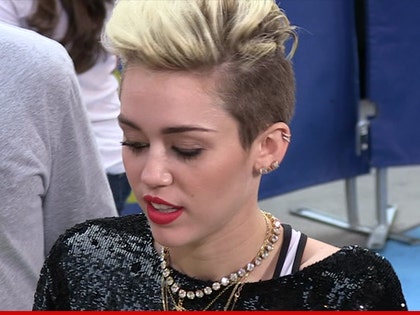 0117-miley-cyrus-tmz