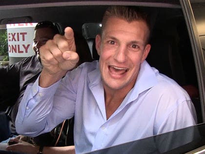 082719-rob-gronkowski-primary