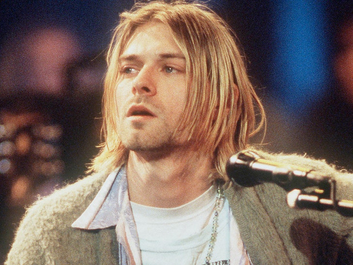 Kurt Cobain'in Parçalanmış Gitarı Müzayedede Yaklaşık 600.000 Dolara Satıldı