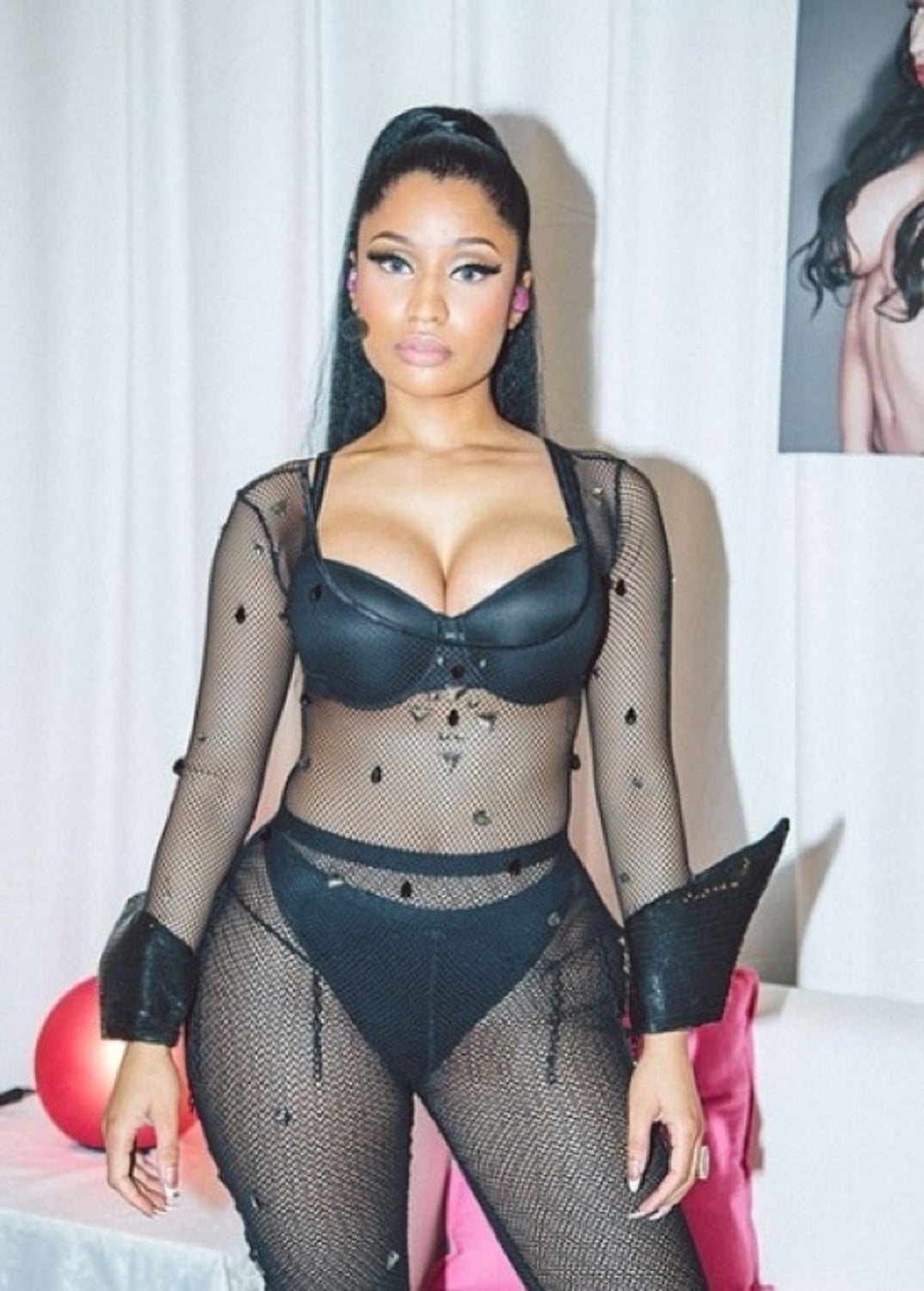 nicki minaj in sexy lingerie NICKI MINAJ'S 'ANACONDA' VIDEO IS RIDICULOUS...LY SEXY