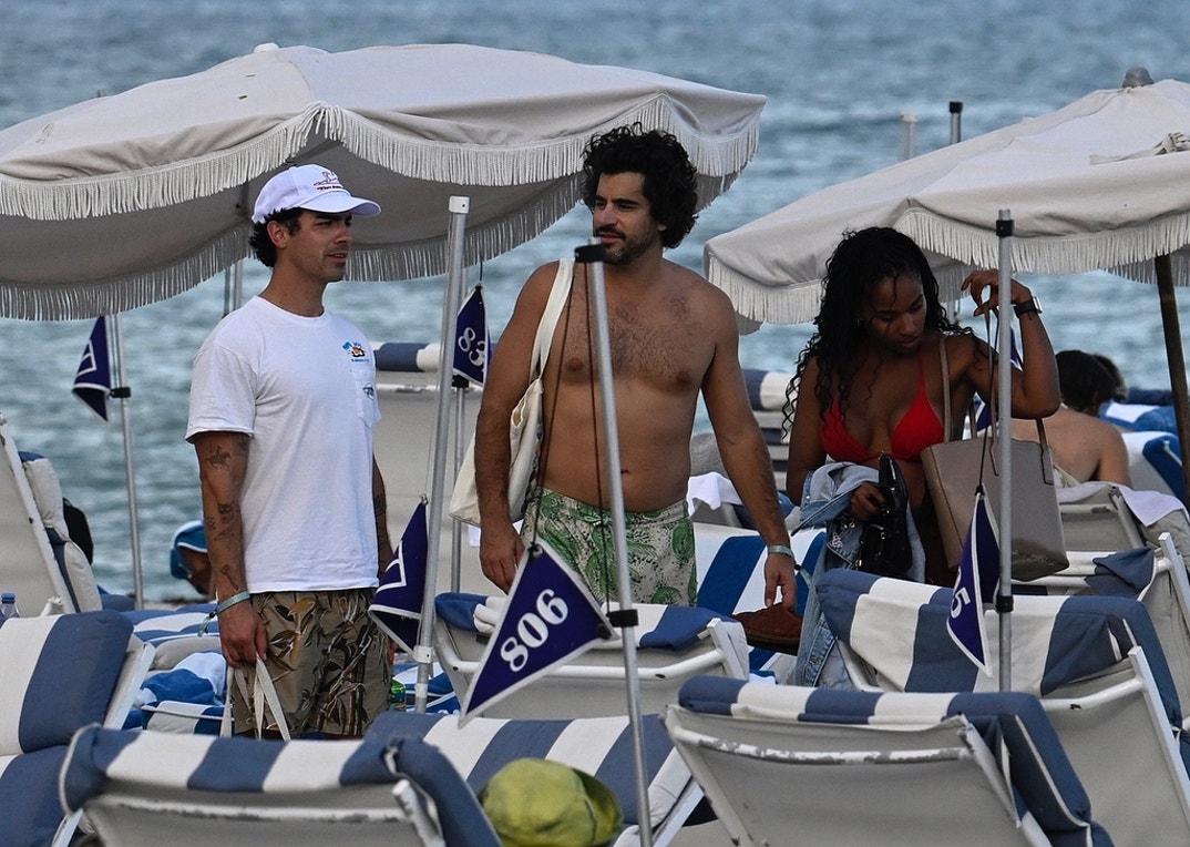 Joe Jonas Tattoos In Miami 
 3