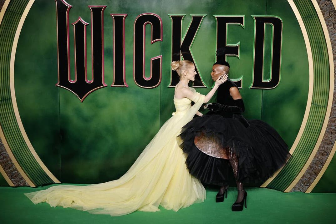 Ariana Grande Cynthia Erivo Together 5