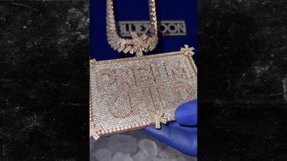 121621_jake_paul_chain_kal_1