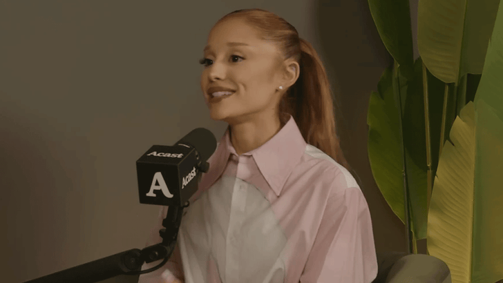 102425_Ariana_Grande_is_quitting_music
