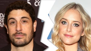 main-jason-biggs-jenny-mollen-getty-1