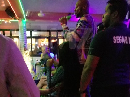 0101-lamar-odom-drinking-bar-club-59-nye-new-years-eve-TMZ-01