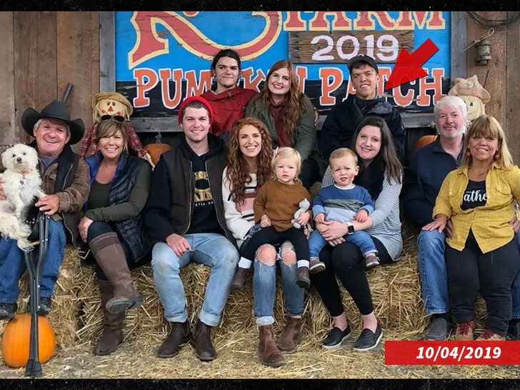 Zach roloff family picture 