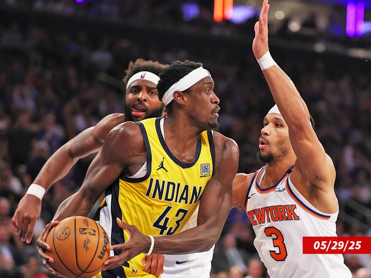 Pascal siakam pacers sub getty swipe 1