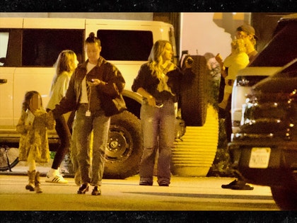 ashley tisdale haylie duff backgrid 1