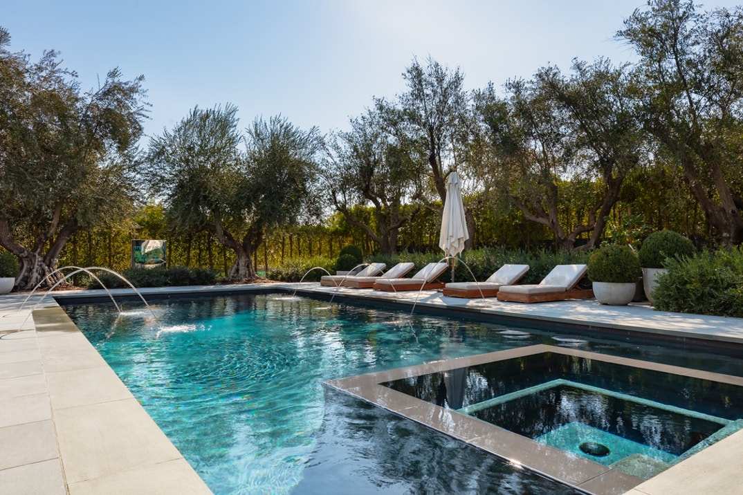 Lori Loughlin & Mossimo Home 46