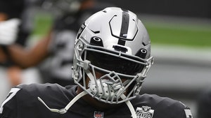Raiders' Trent Brown Rocks Black Lives Matter Facemask During Pregame