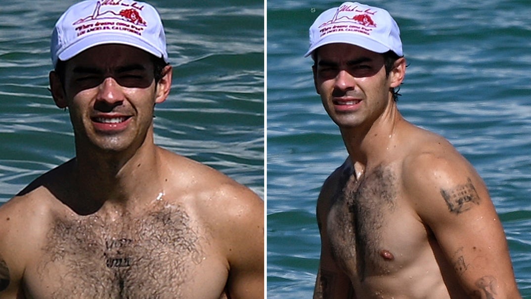 1021-Joe-Jonas-Shirtless-In-Miami-PRIMARY