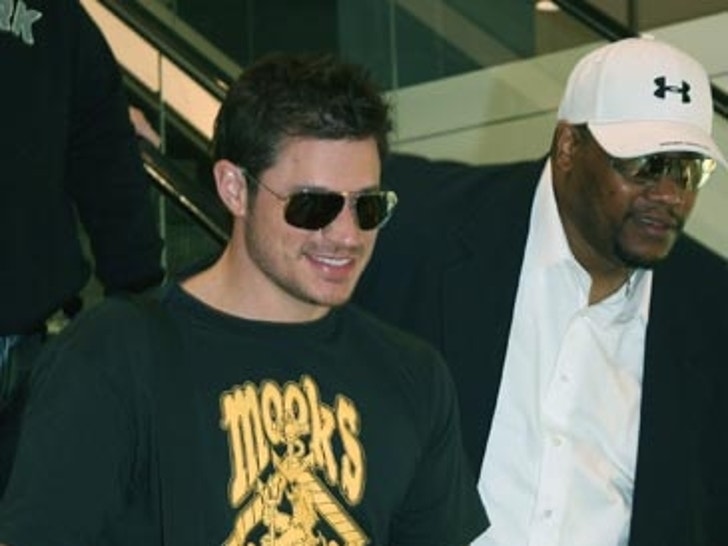 Nick Lachey arrives down under