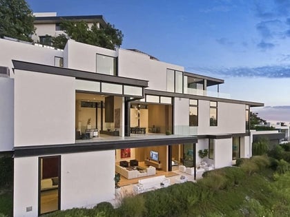 0611-Ariana-Grande-Hollywood-Hills-House-photos-primary