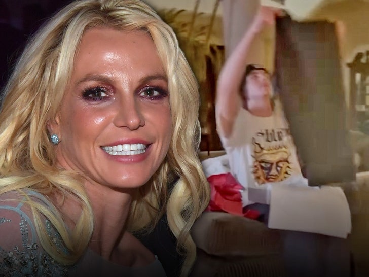 Britney Spears compartilha um vislumbre da manhã de Natal após o reencontro com o filho Jayden