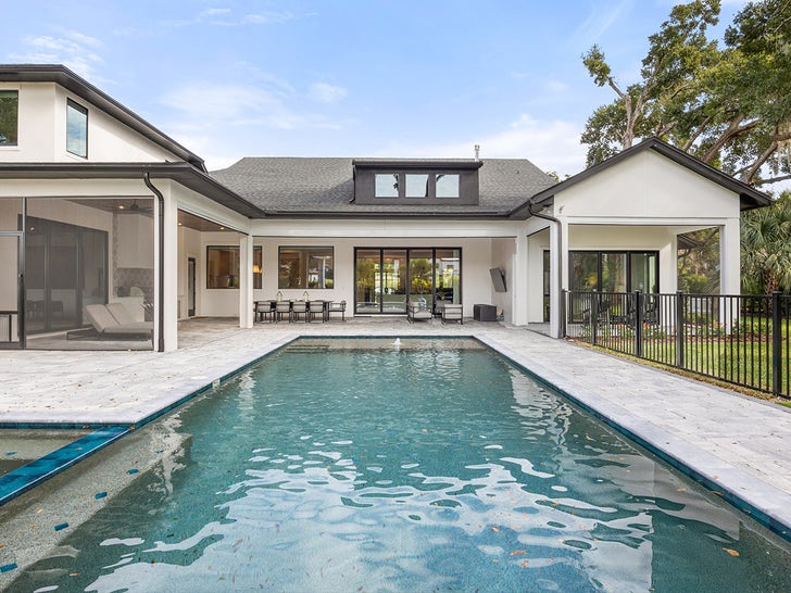 0121-Jeff-Fine-Casa-SUB-1