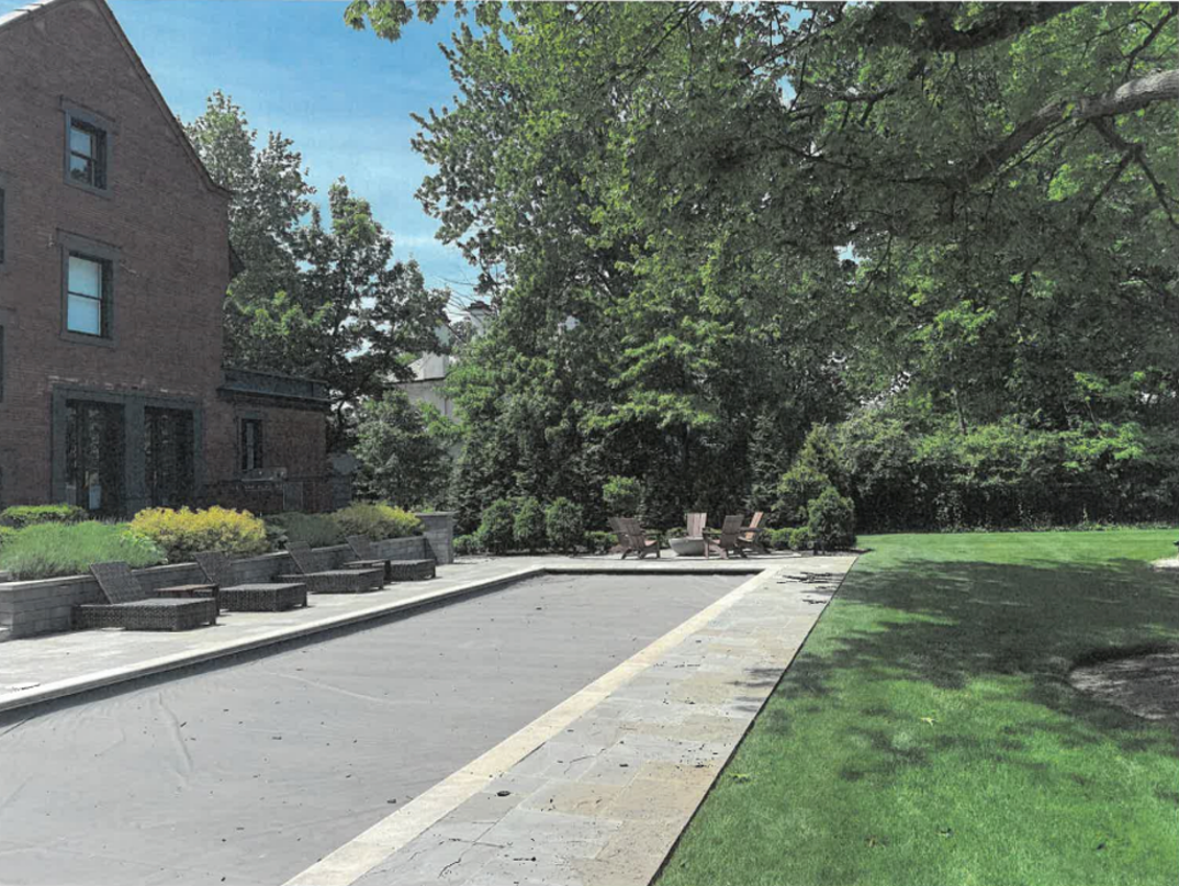 Taylor Swift Travis Kelce Fence 3