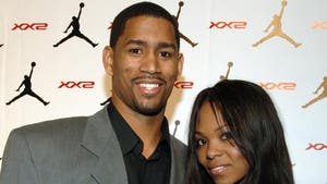 'Basketball Wives' Star Kenya Bell -- Slam Dunks Divorce with Charlie Bell
