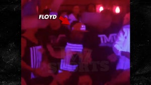 Floyd Mayweather -- THUNDERSTORMIN' ... At Famous L.A. Nudie Bar [Video]
