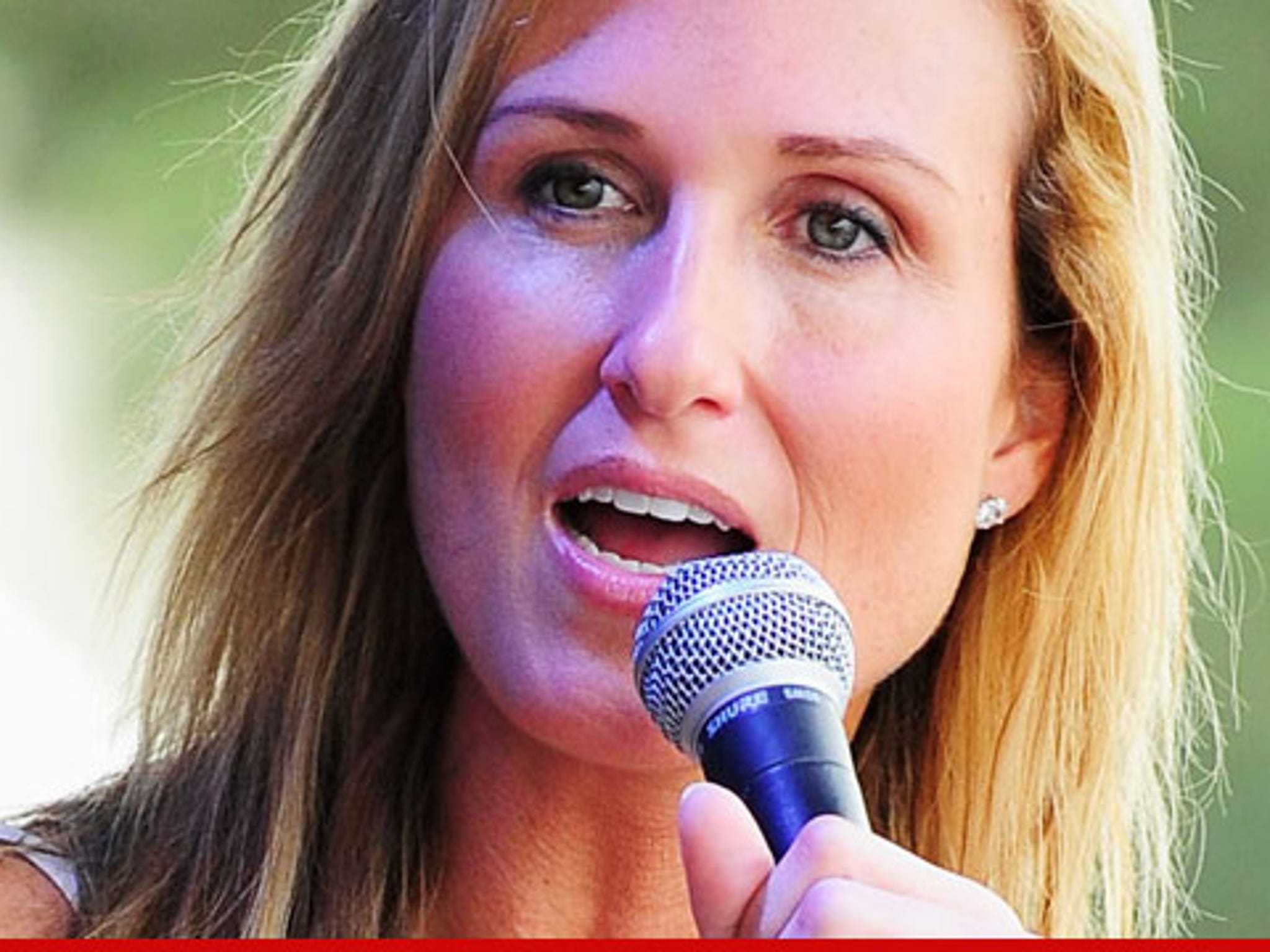 Duck Dynasty Wife Korie Robertson -- Thats NOT My Naked Body For Sale!