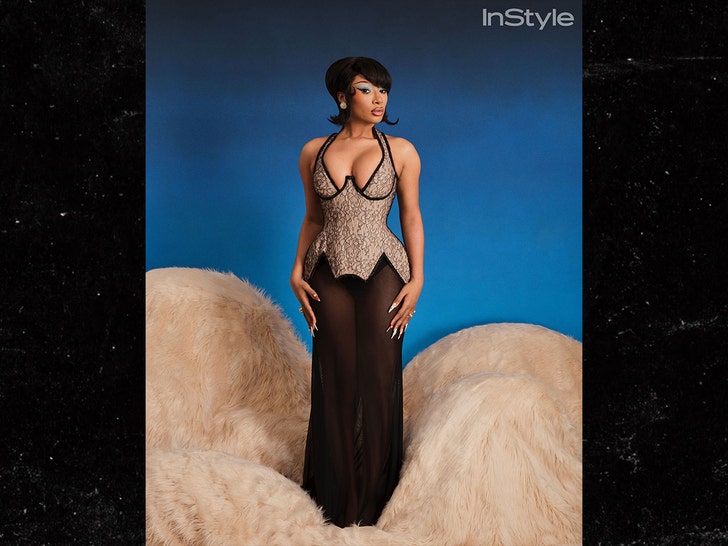 sub-meg-thee-stallion-Josefina-Santos-InStyle-1