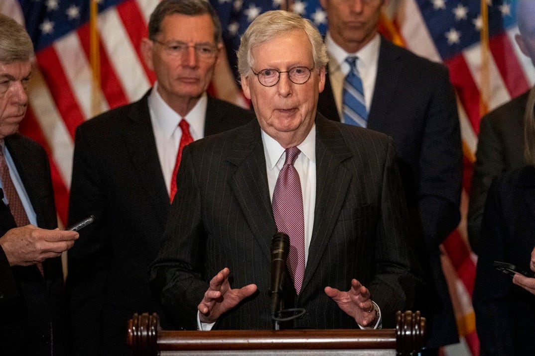 0726 Mitch McConnell Hard At Work 0