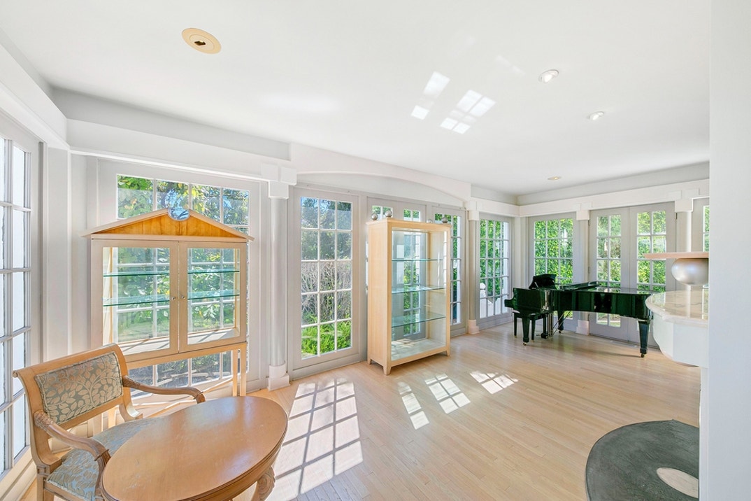 Richard Simmons Home Sale 3