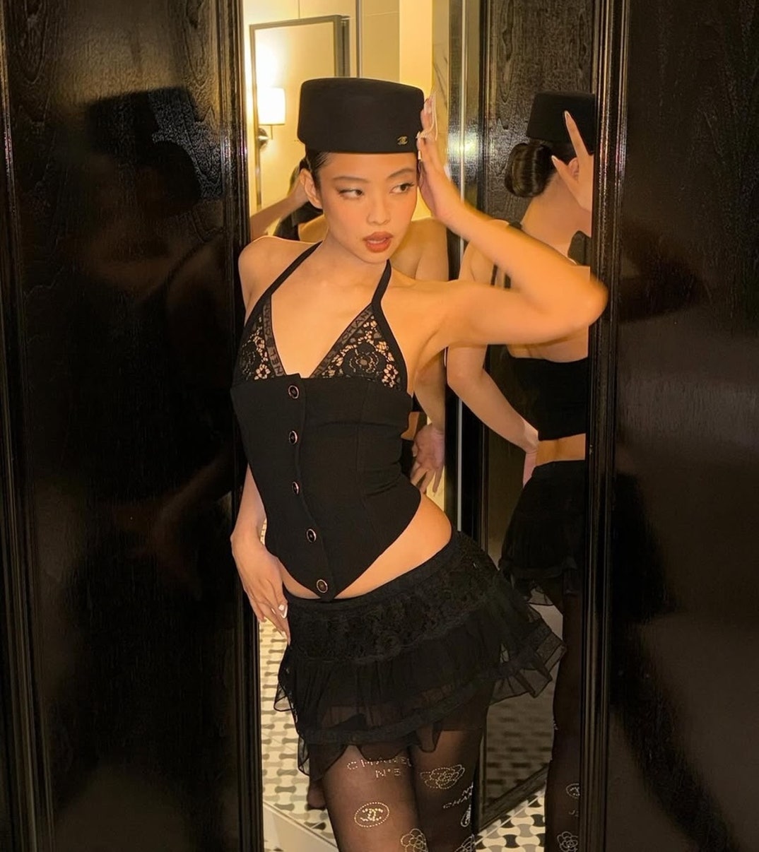 Jennie Kim Hot Shots 3