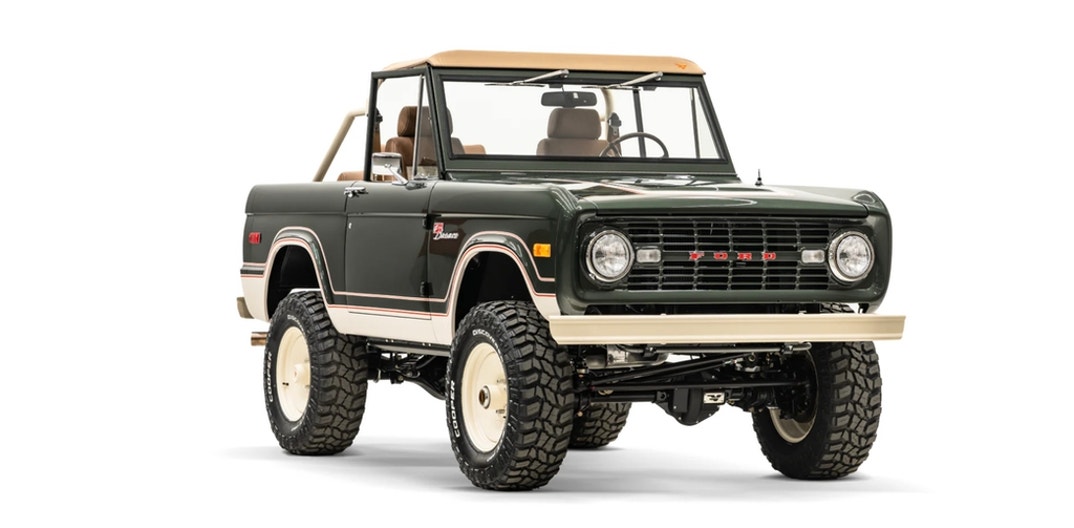 Kim Kardashian Bronco 8