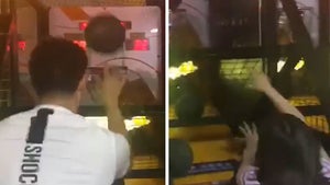 Klay Thompson Destroyed By Little Girl In Pop-A-Shot in China