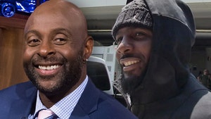 Jerry Rice Says 49ers Should Sign Dez Bryant, 'He Can Help Us!'