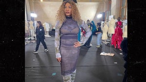 Serena Williams Pays Homage To Virgil Abloh After Walking In Off-White Fashion Show