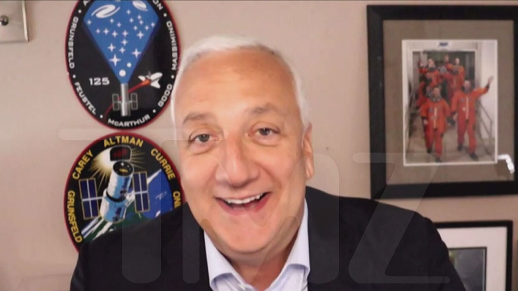 Astronaut Mike Massimino Says Webb Telescope Might Show Birth of Universe thumbnail