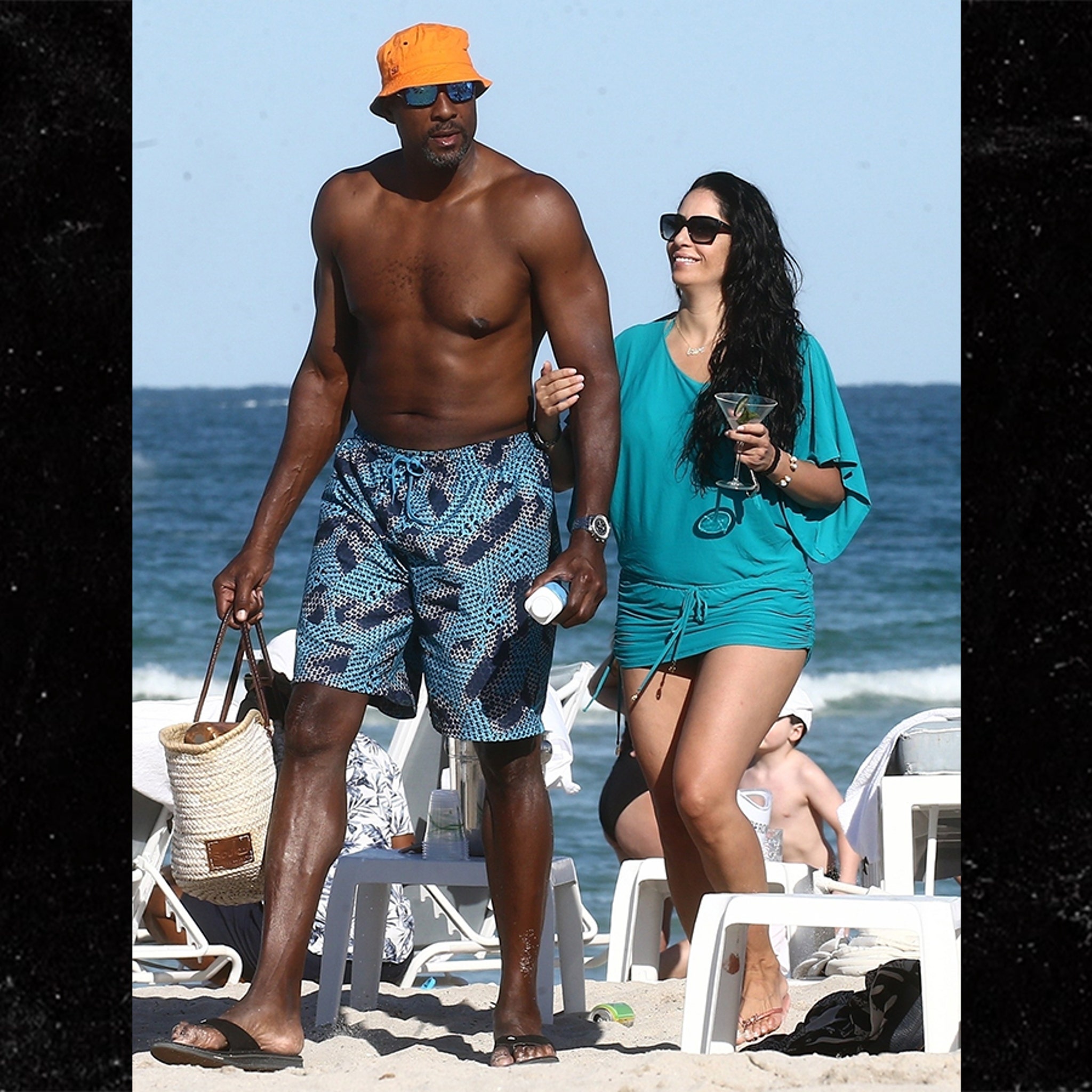 Alonzo Mourning Rebounding with Mystery Lady After Splitting with Wife