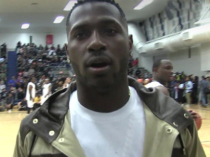 1018-antonio-brown-tmz-02